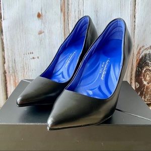 Antonia Saint NY Black Heels 6.5